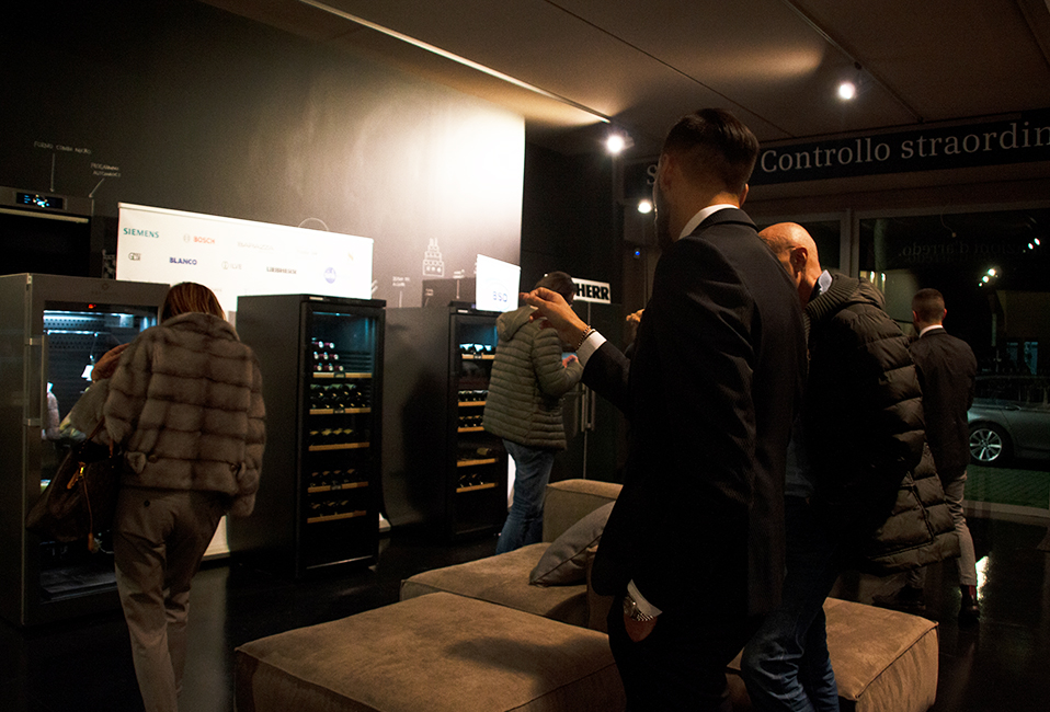 LE CANTINE VINO LIEBHERR E GLI ELETTRODOMESTICI ASKO: LA QUALITÀ IN CUCINA  - Intec Elettrodomestici